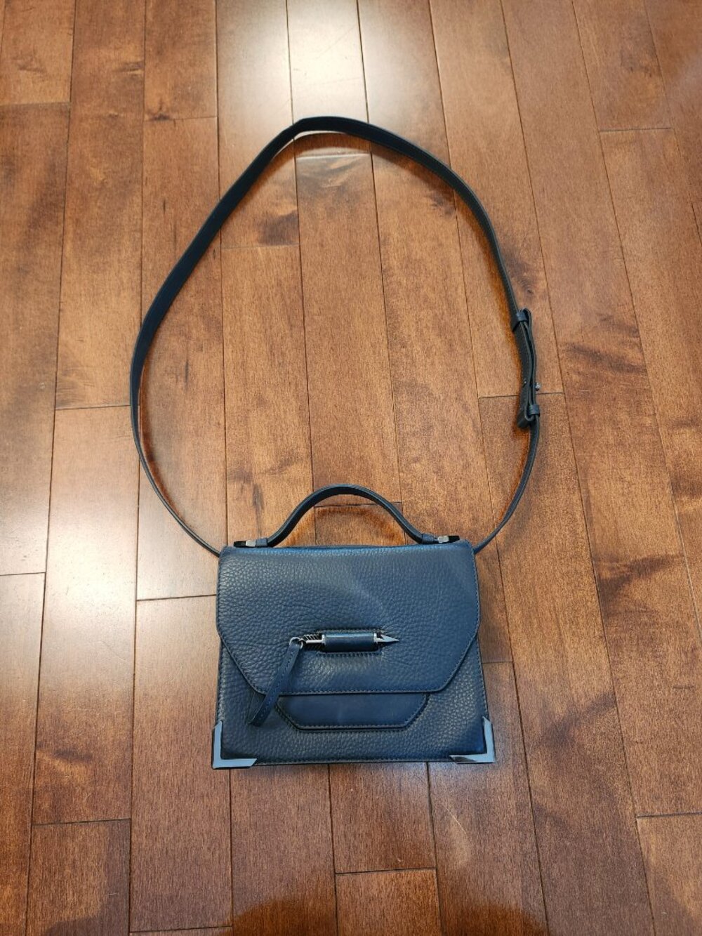 Mackage Rubie crossbody bag in dark blue leather - Picture 9 of 15
